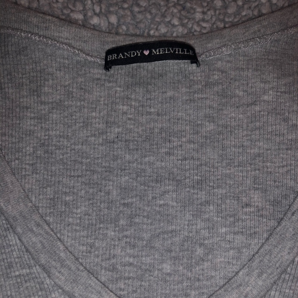 Brandy Melville cropped shirt